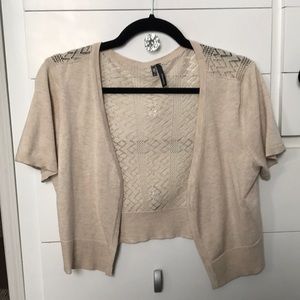Maurice’s cropped short sleeve cardigan